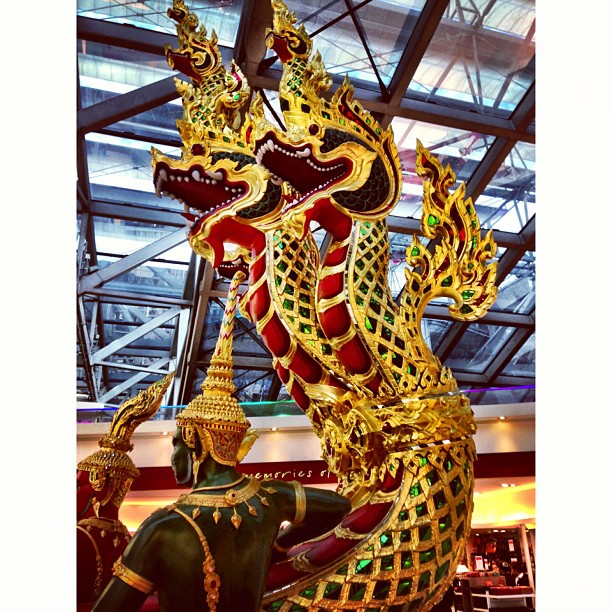 Sawadeekap :) | Suvarnabhumi Airport | Bangkok, Thailand #GoldDragon
