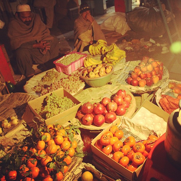 Fruits of Pakistan | Winter Season | Aabpara Market, Isloo PAK