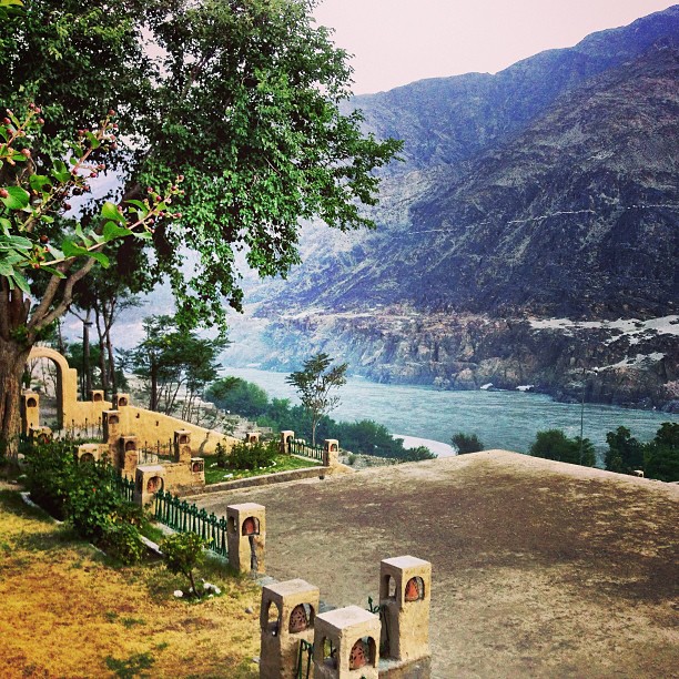 Good Morning Chilas ! | That's Indus River | Shangrila Hotel | Day 2 via the Karakoram Highway | Northern Pakistan
