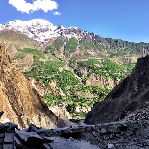 Banyak Landslide Kat Sini | Approaching Karimabad, Hunza Valley | Gilgit-Baltistan, Northern Pakistan