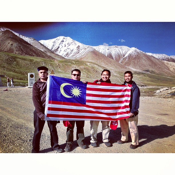 Another One For The Album :) | Mission Accomplished | Pakistan-China Border | #Khunjerab Top | Khunjerab Pass at Elevation of 4,700m | Still Snow Here & Damn Cold | #Karakoram Highway & Friendship Highway | Highest Paved Road In The World | #Gilgit-Baltistan Region | Northern #Pakistan